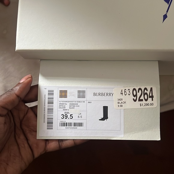 Burberry suede boots - Picture 5 of 6